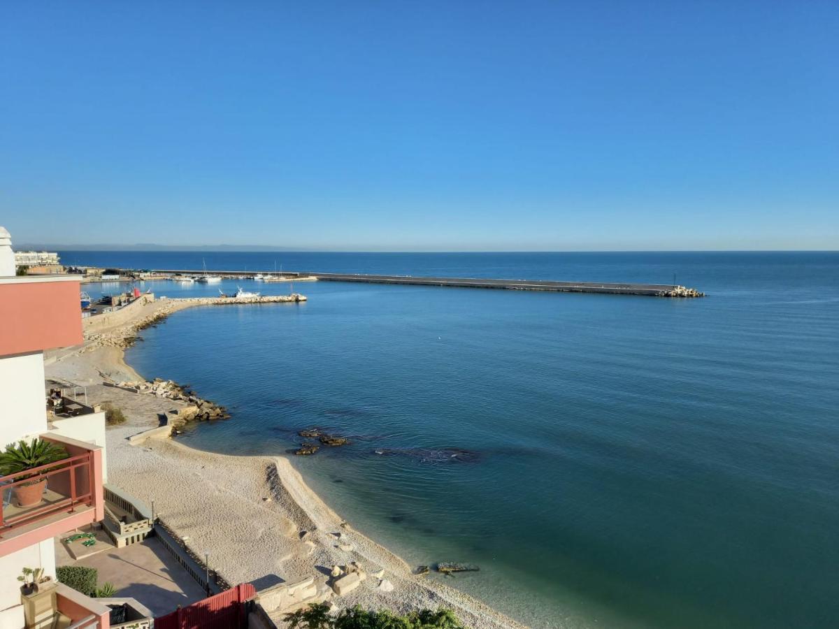 Ledueffe Casa Vacanze Bisceglie Exterior foto